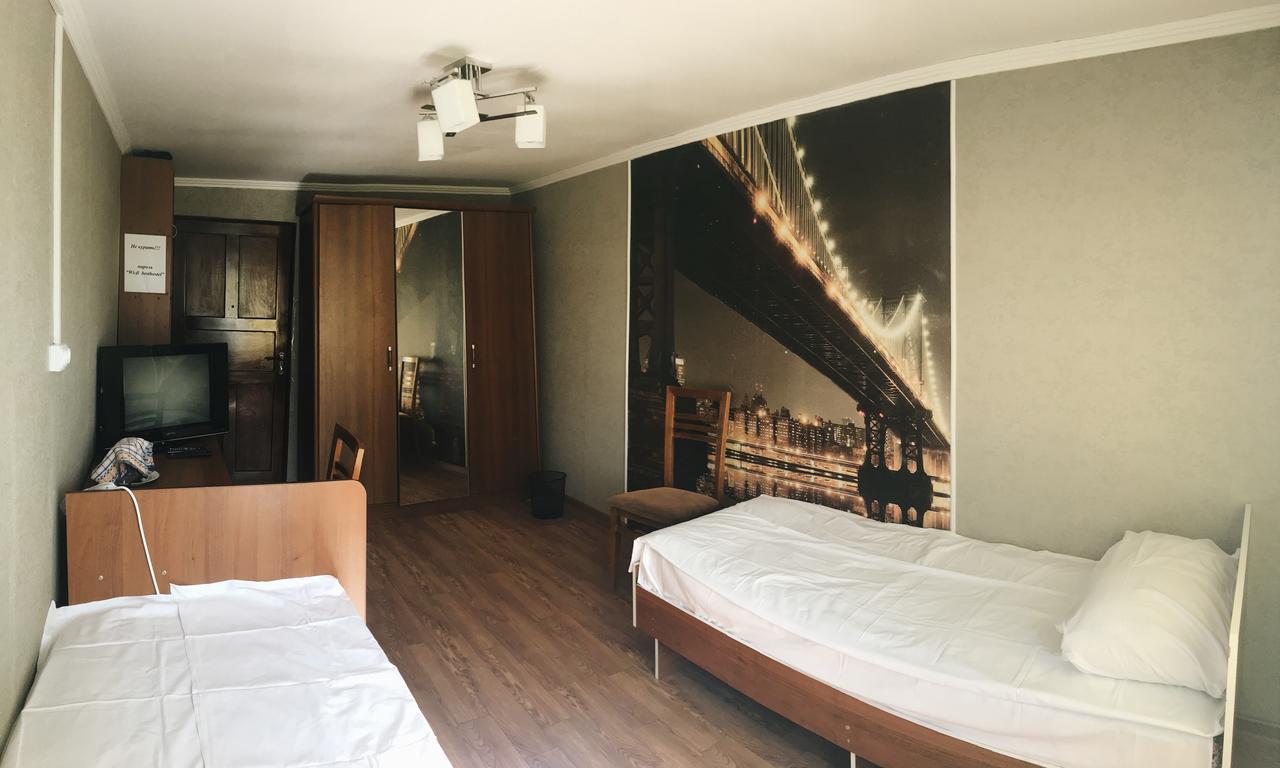 Holiday Hostel House Bişkek Dış mekan fotoğraf
