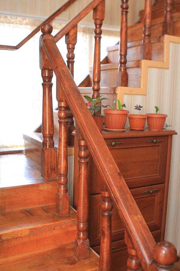 Holiday Hostel House Bişkek Dış mekan fotoğraf