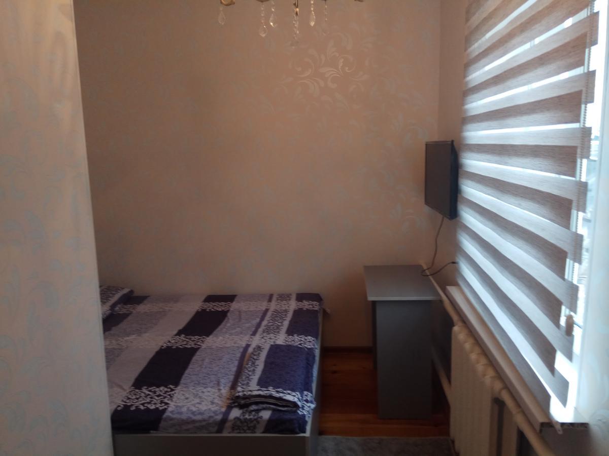 Holiday Hostel House Bişkek Dış mekan fotoğraf