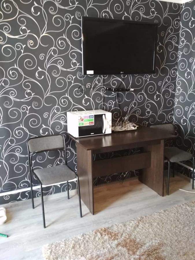 Holiday Hostel House Bişkek Dış mekan fotoğraf