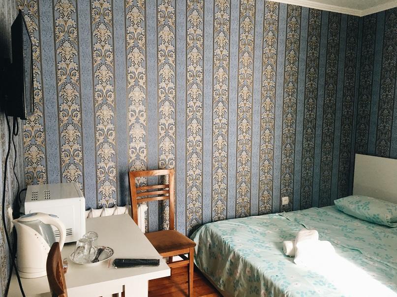 Holiday Hostel House Bişkek Dış mekan fotoğraf